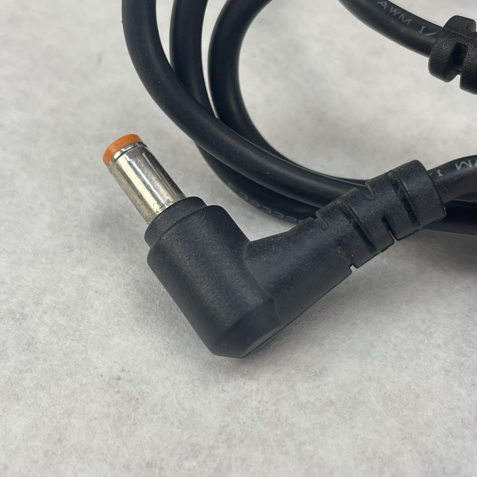 LiteOn  PA-1131-07 19v 6.3a AC Adapter1