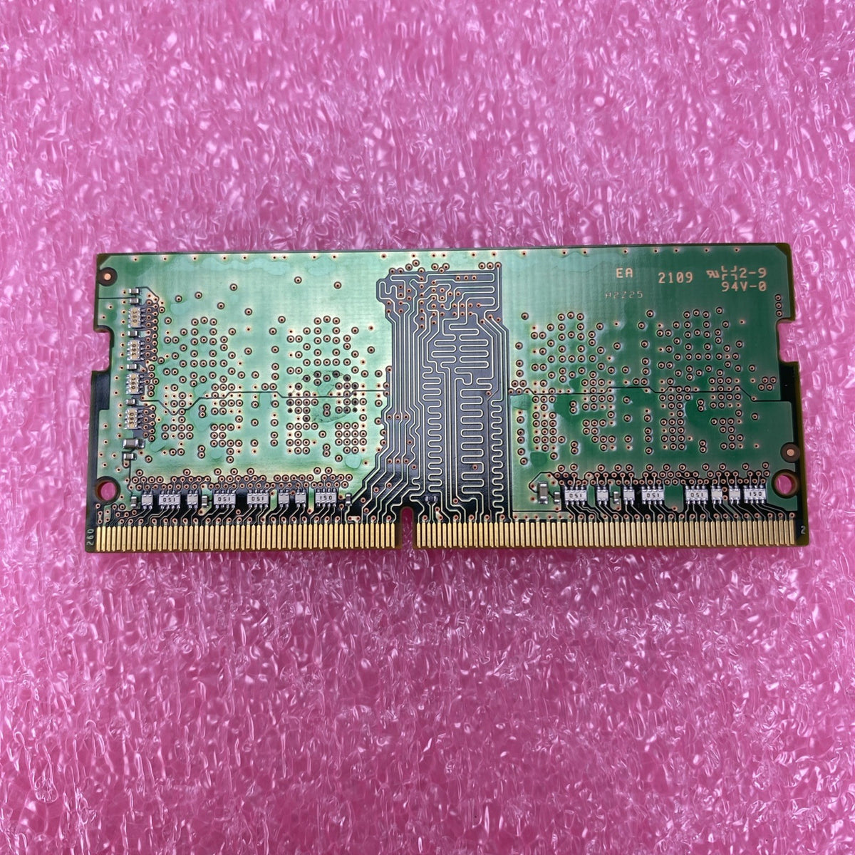 Samsung 4GB DDR4 PC4-3200AA Laptop RAM M471A5244CB0-CWE - Lot of 25