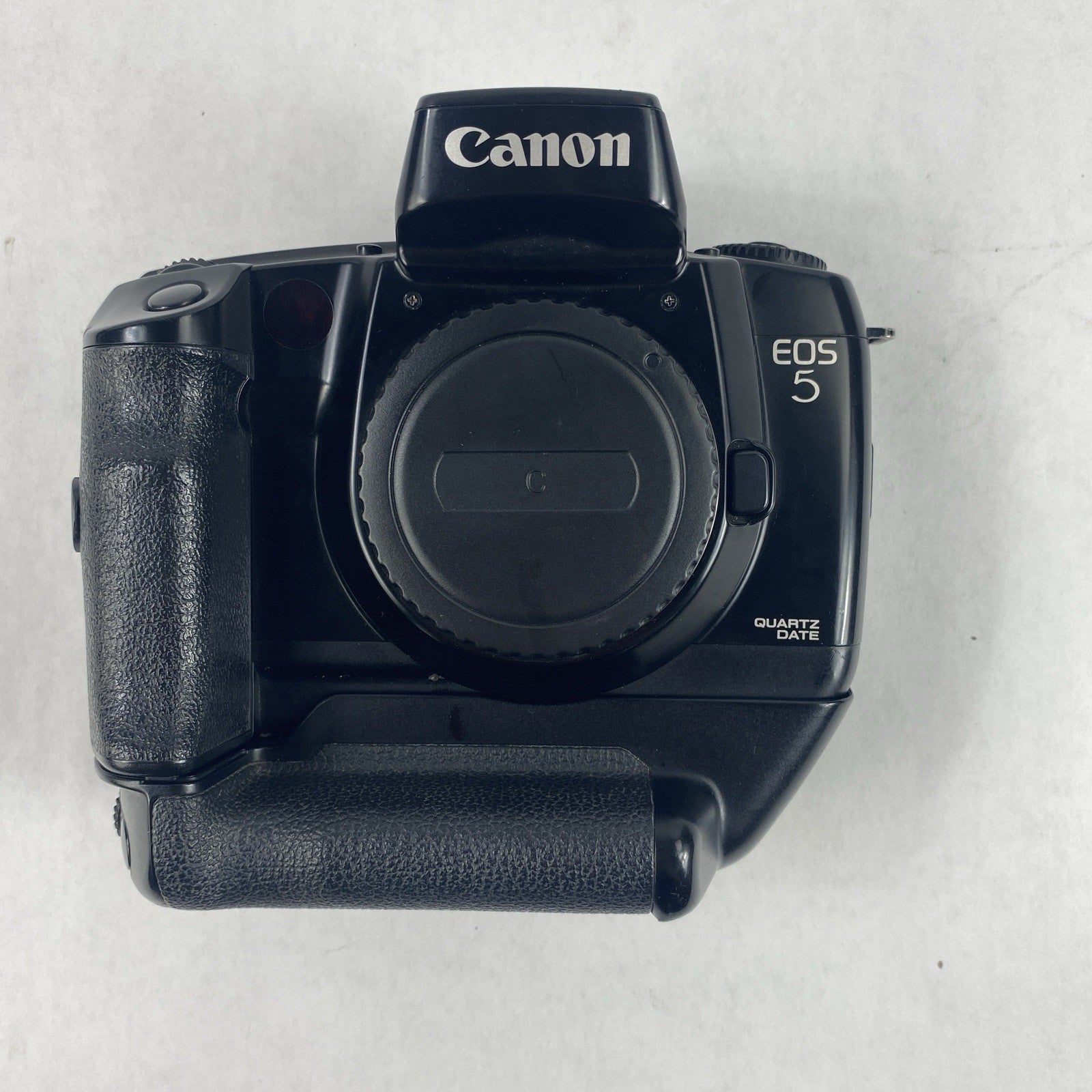 Canon EOS 5 Quartz Date 35mm SLR Camera1