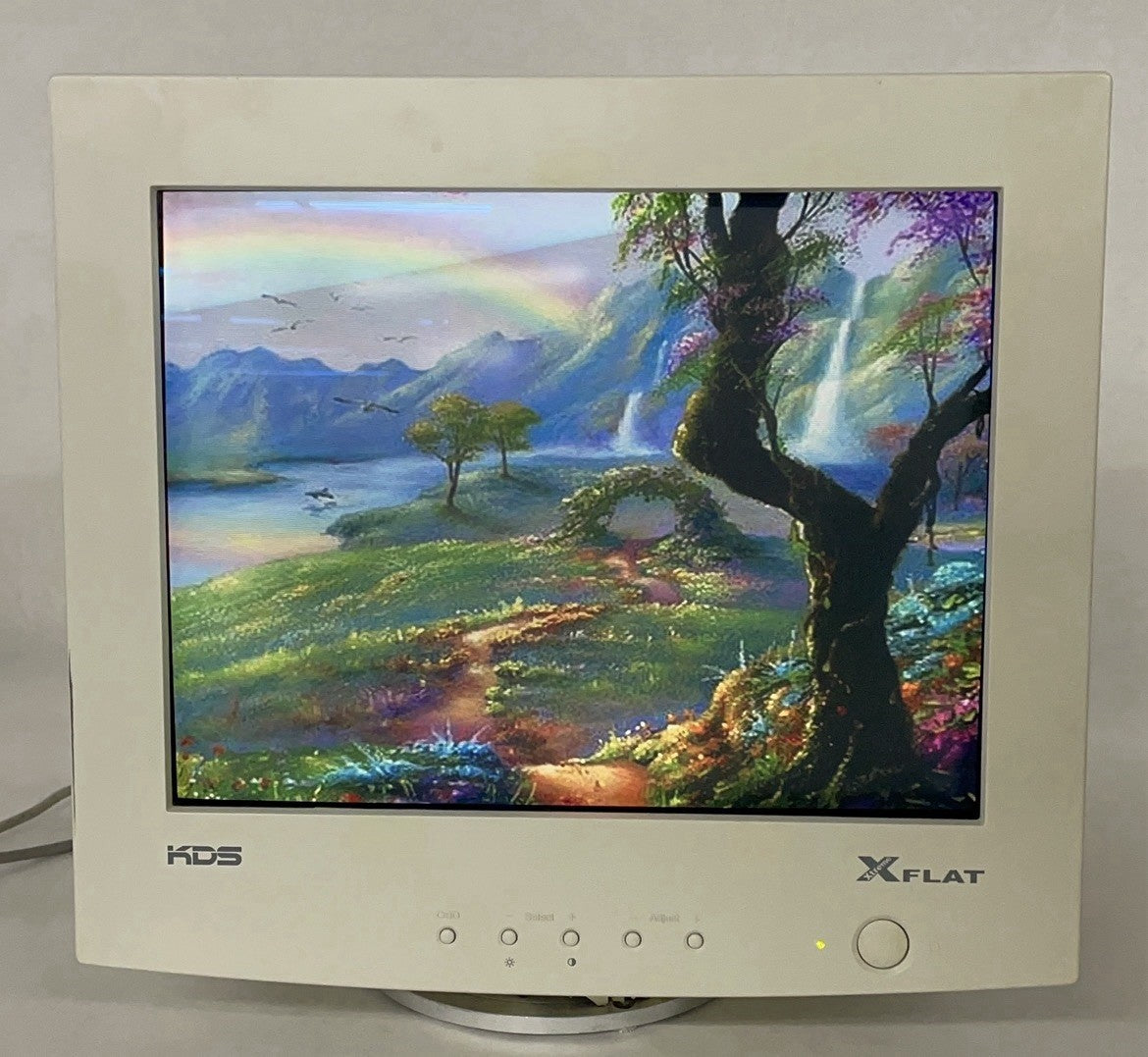 KDS 17" CRT Retro Gaming Monitor XF-70 Xflat Korea Data Systems Broken Stand1