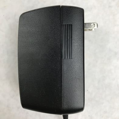 Tamura AC Adapter 835AS15080 IN:120V AC 60Hz 20W OUT: DC 15.0V 800mA