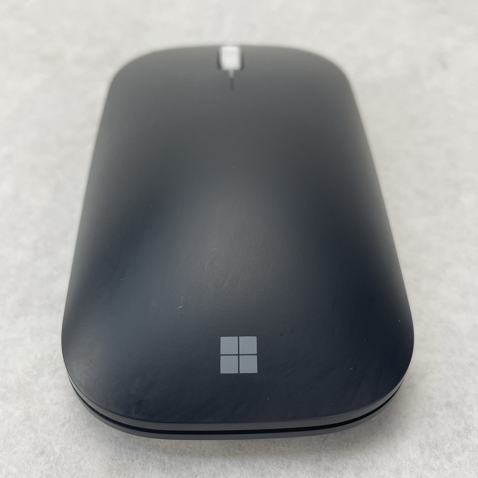 Microsoft 1679 Surface Designer Bluetooth Mouse4