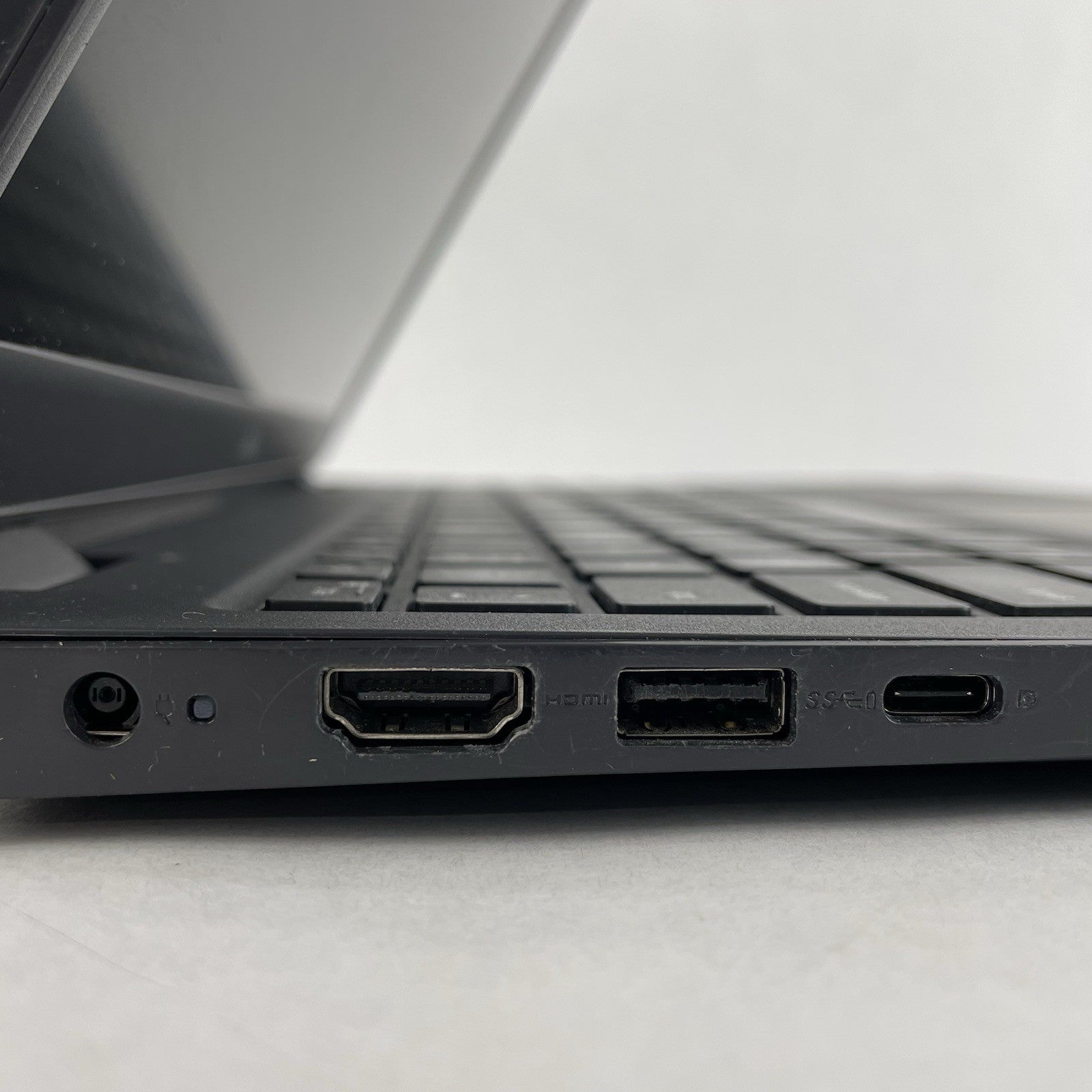 Dell Latitude 3510 15.6" i5-10210U 1.60 GHz 8 GB RAM No SSD/OS/AC5