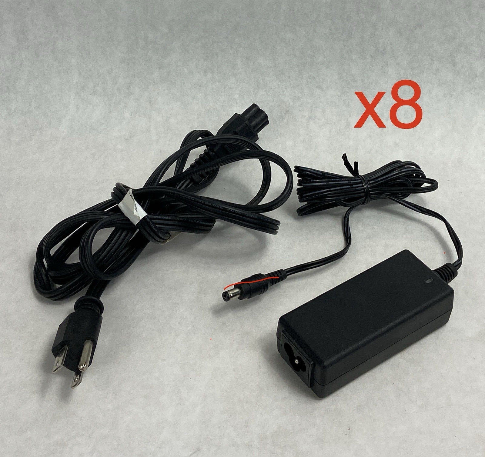 APD DA-30E12 AC Power Adapter0
