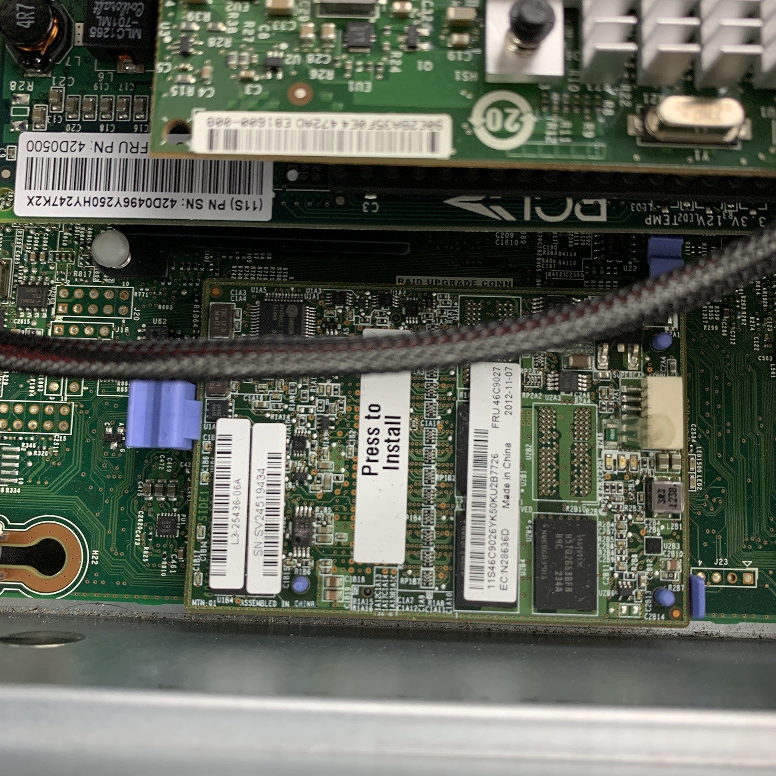 IBM System x3650 M4 Server  2x  E5-2640 2.5 GHz 32 GB RAM No OS No 2.5" HDD