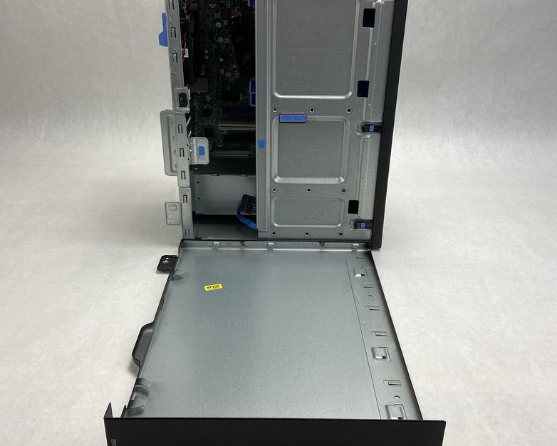 Dell Optiplex 7050 MT Intel Core i5-7500 3.4GHz No RAM\HDD\OS