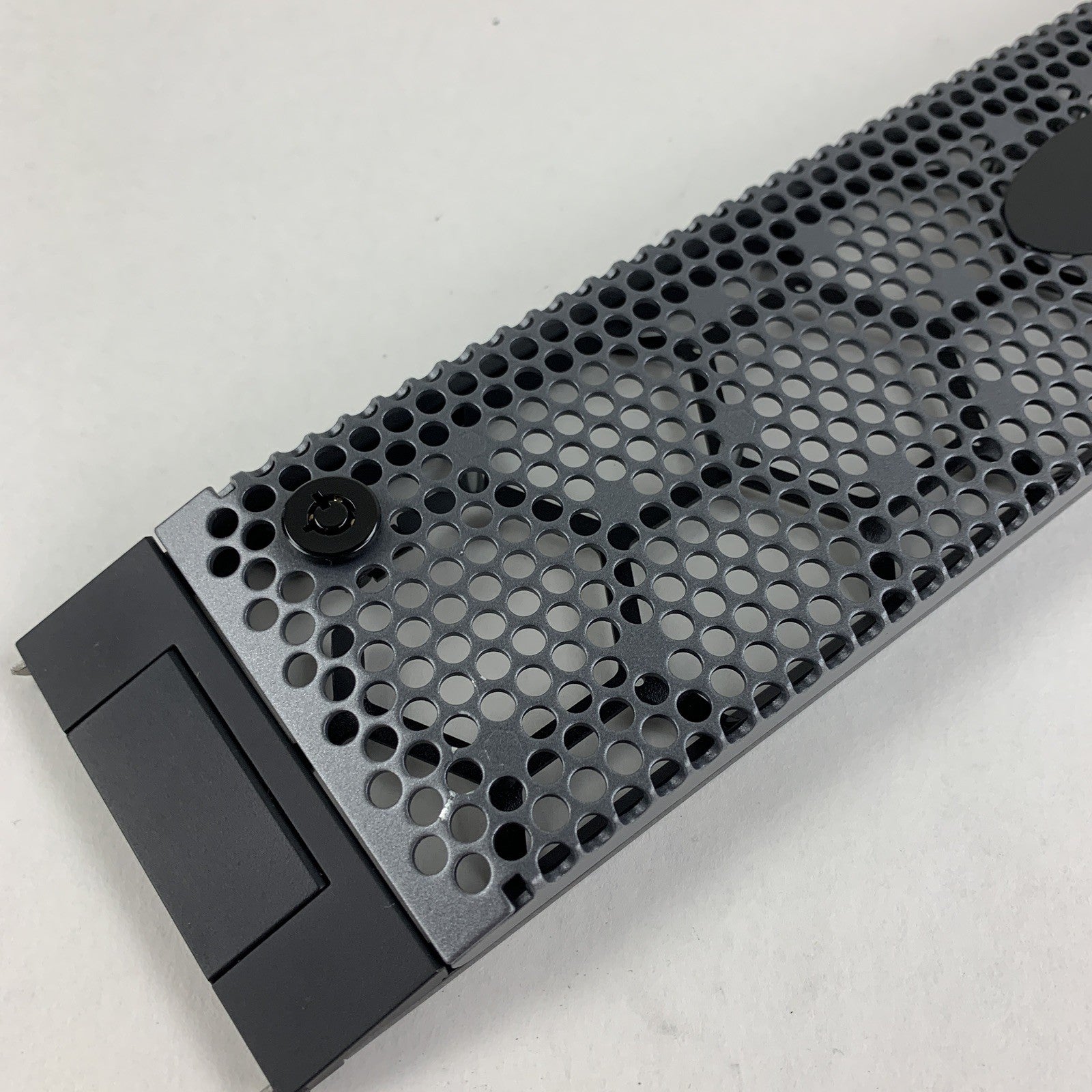 Dell 0NR7DT Poweredge Front Faceplate Bezel New OEM w/ Key