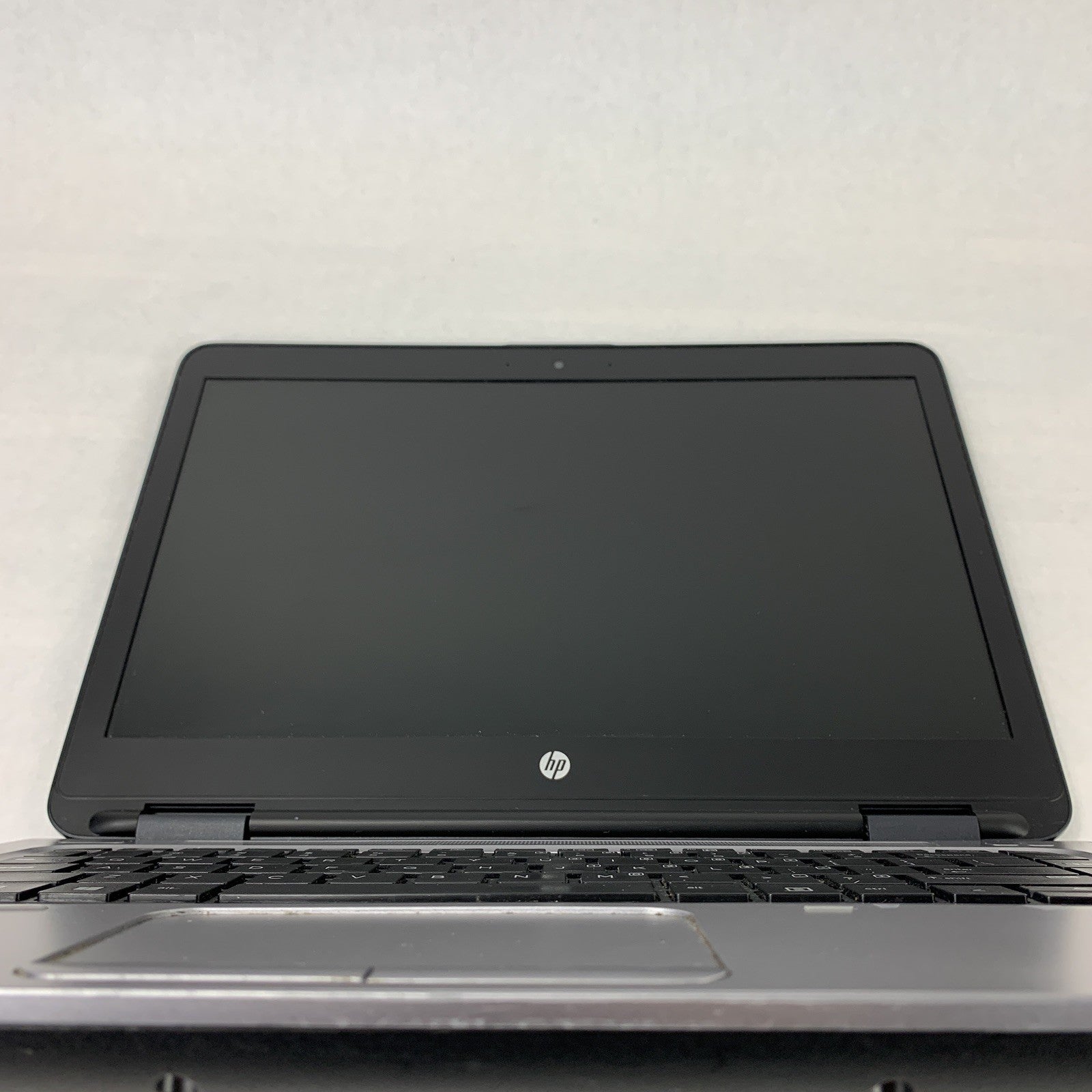 HP ProBook 640 G2 14" Intel Core i5-6200U 2.3 GHz 8 GB Ram No OS No HDD No AC