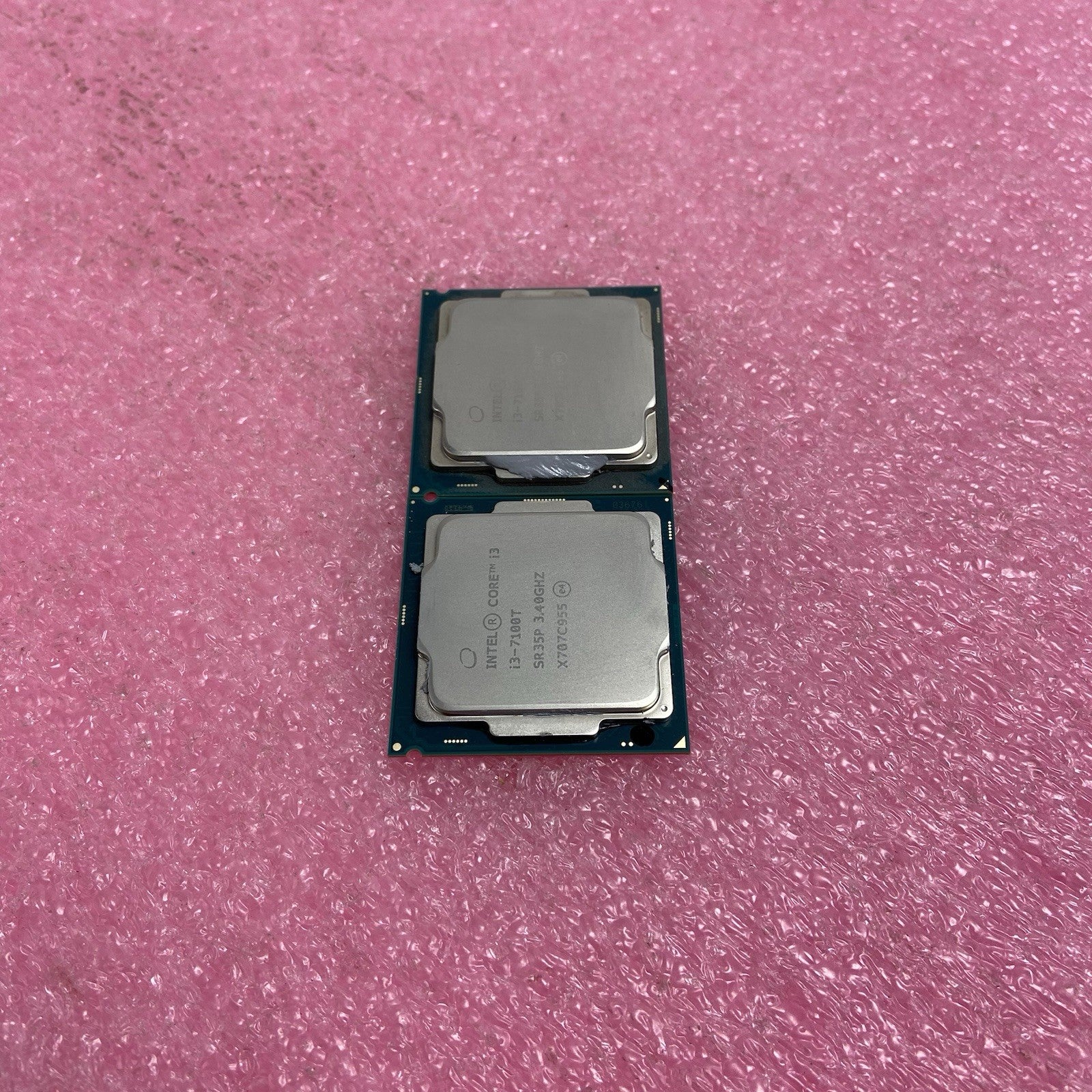 Lot of 2 Intel Core i3-7100T SR35P 3.4GHz Desktop CPU4