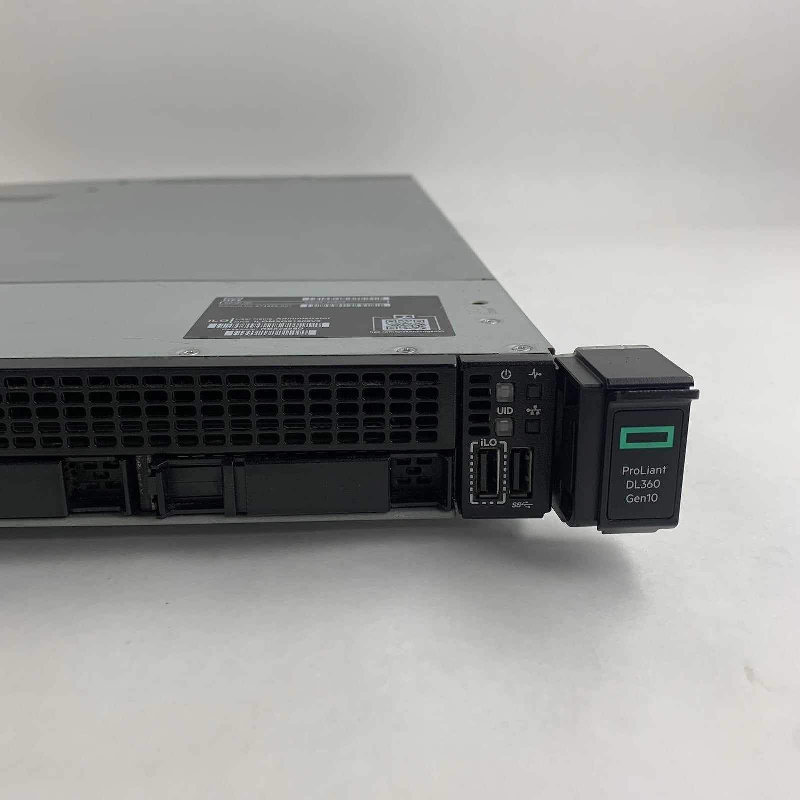 HP Proliant DL360 Gen10 Server 1x Silver 4112 2.1 GHz 16 GB Ram No OS No HDD4