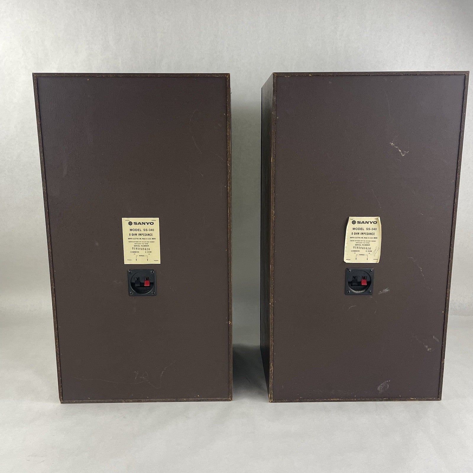 Sanyo SS-340 26" Home Audio Floor Standing Walnut Speaker Pair 8 Ohm