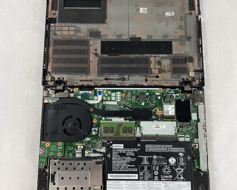 Lenovo ThinkPad L490 14" i5-8250U 1.60 GHz 8 GB RAM No SSD/OS/AC