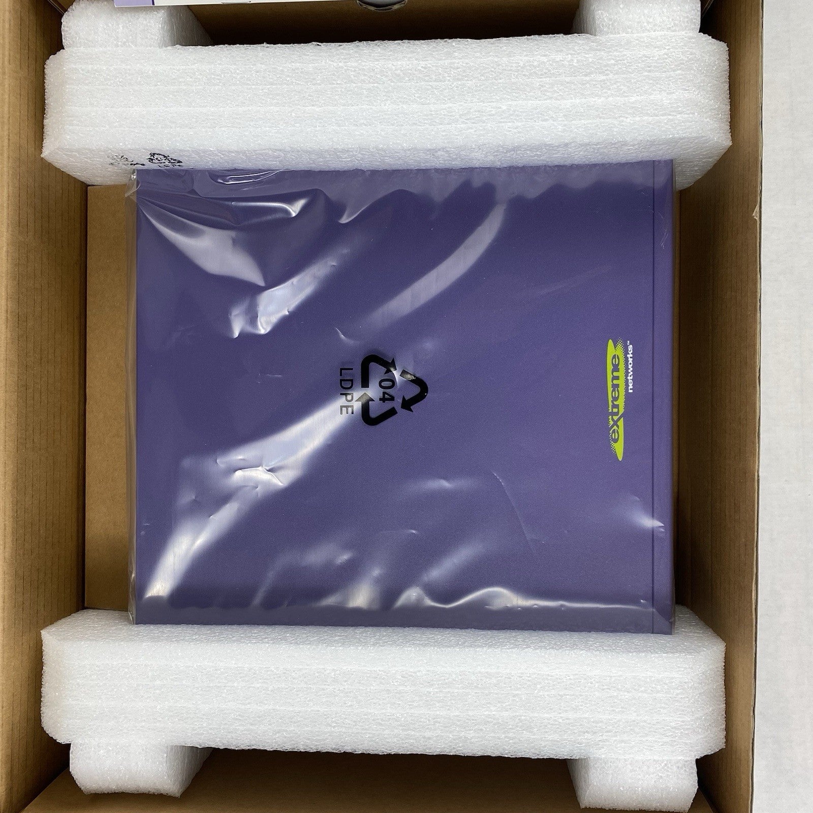 Extreme Networks 15717 Summit WM3400 WLAN Controller