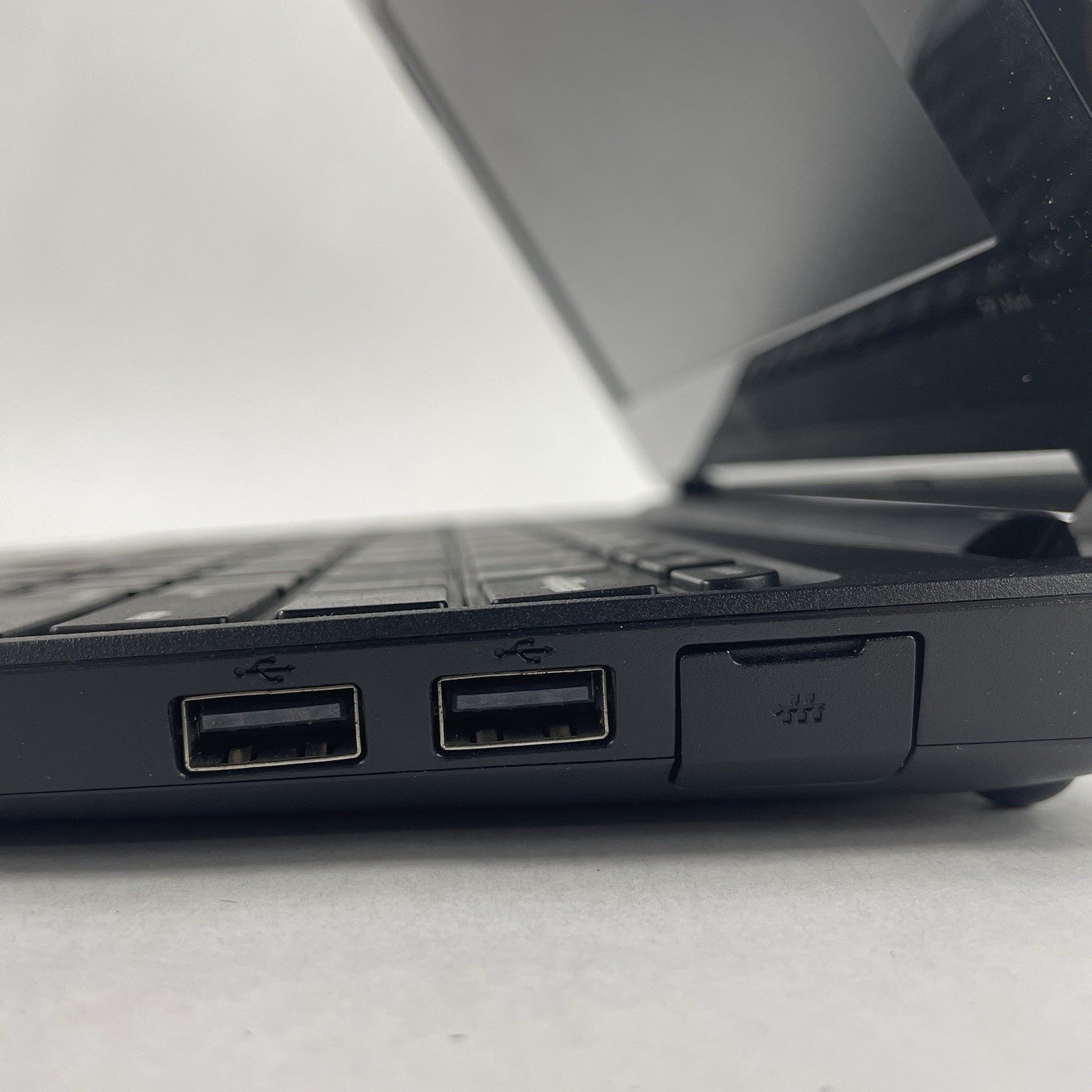 HP Mini 110-3100 10.1" Atom N455 1.60 GHz 1 GB RAM No SSD/OS/AC13