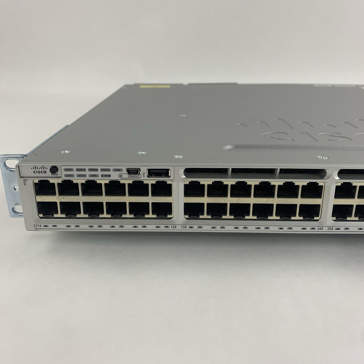Cisco Catalyst WS-C3850-48U-S V06 48 Port Switch Tested w/C3850-NM-2-10G 2x PSUs2