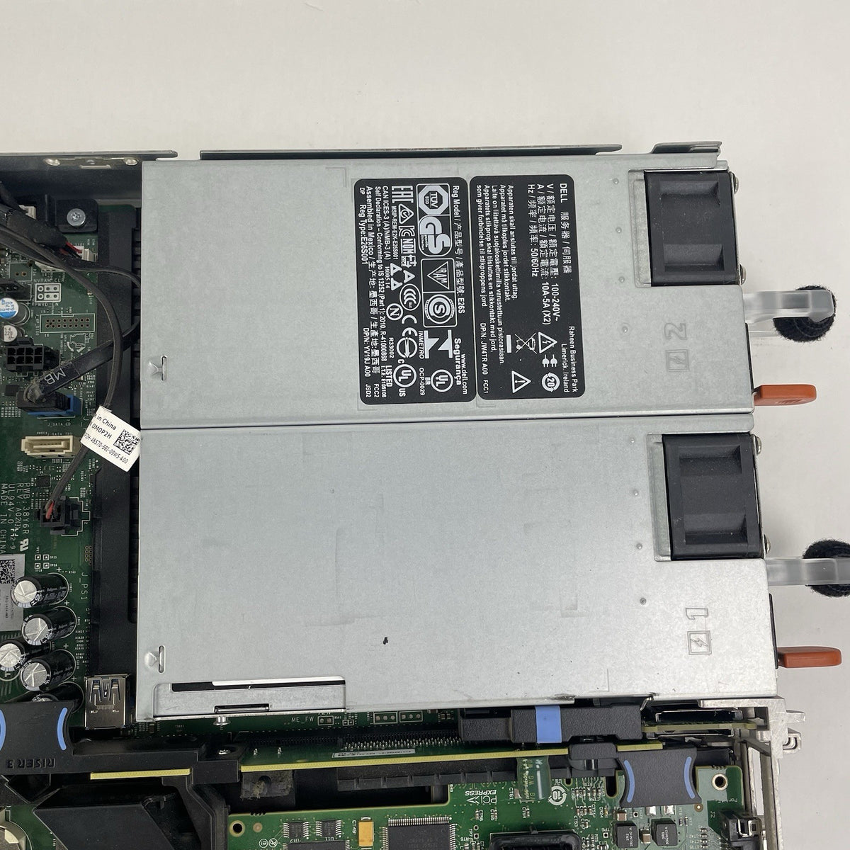 Dell PowerEdge R630 2X Xenon E5-2630 2.4ghz 48GB RAM No HDD No OS17