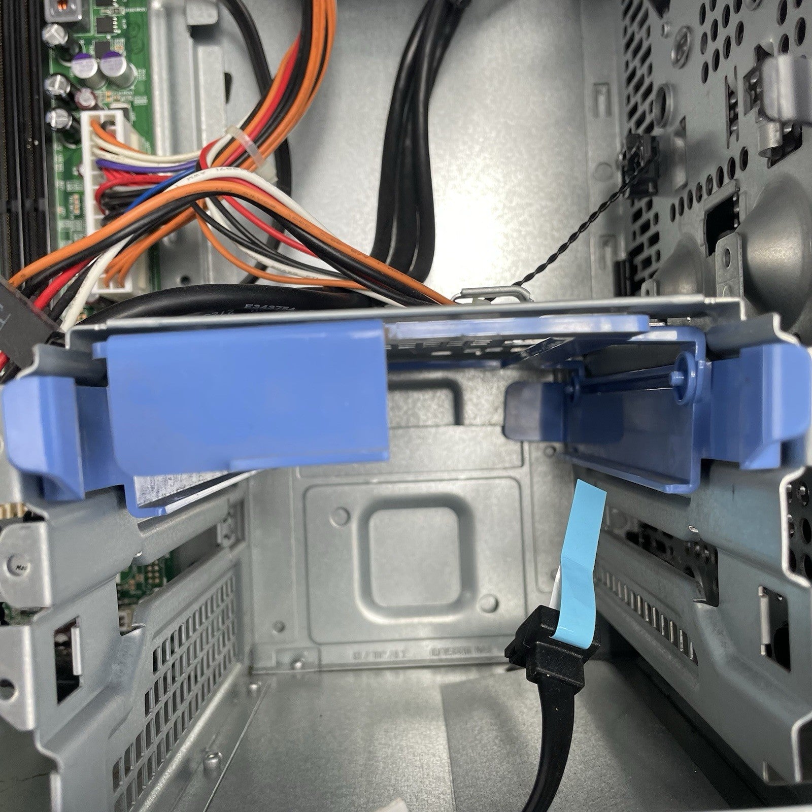 Dell Optiplex 7010 MT Intel Core i7-3770 3.40 GHz 4 GB Ram No HDD No OS