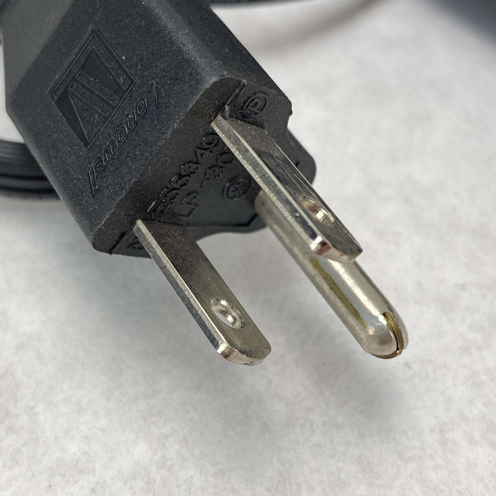 Dell LA90PE1-01 90W 19.5V 4.62A 7.4mm AC Adaptor - Lot of 34