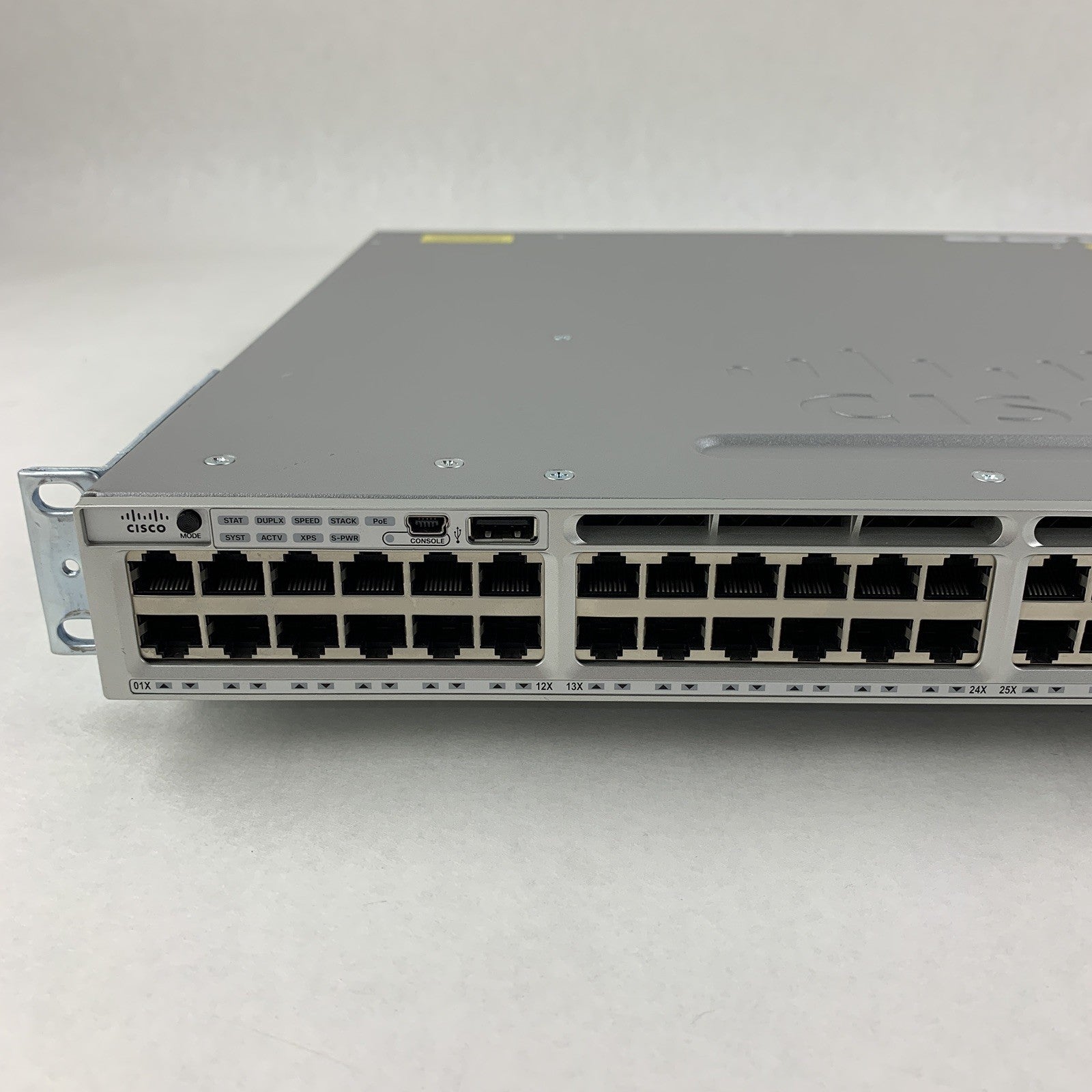 Cisco WS-C3850-48P-S V07 Catalyst 3850 w/ C3850-NM-4-1G Switch Tested Reset