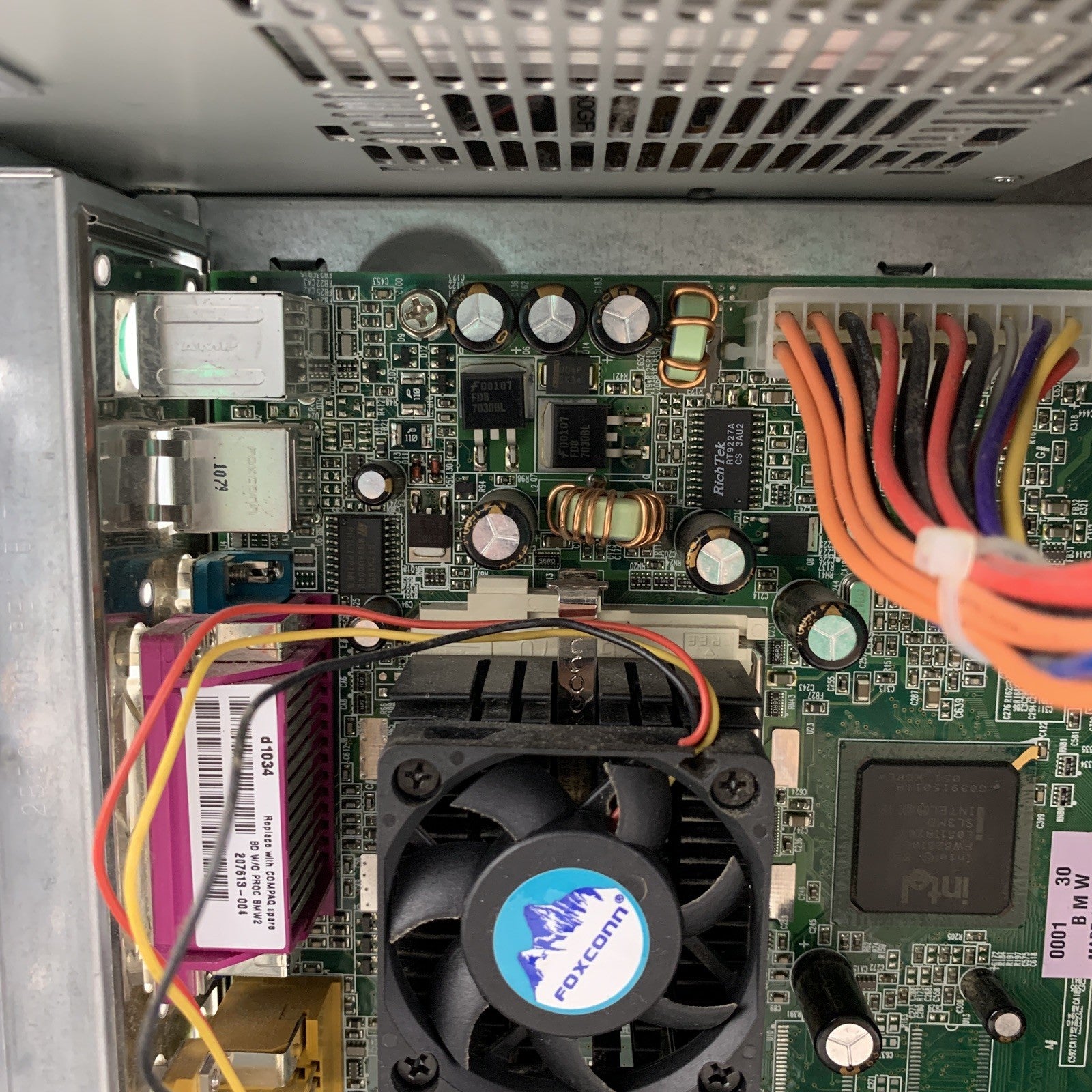 Compaq Presario 5010US Vintage Pentium III 866 MHz 256 MB RAM No OS No HDD