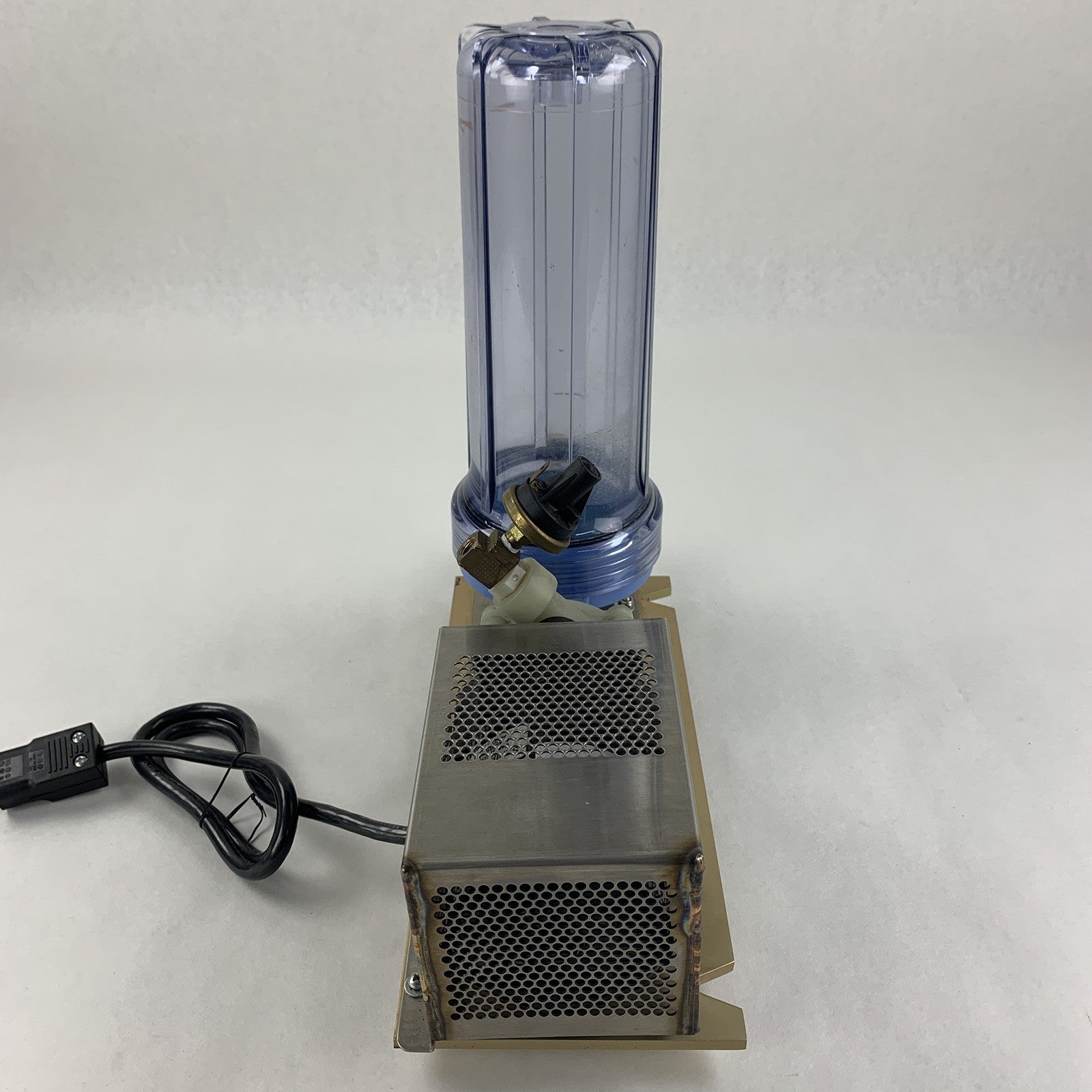 March MFG MDXT Centrifugal Magnetic Pump 1300/1550 RPM 50/60Hz SAE w/ Vessel