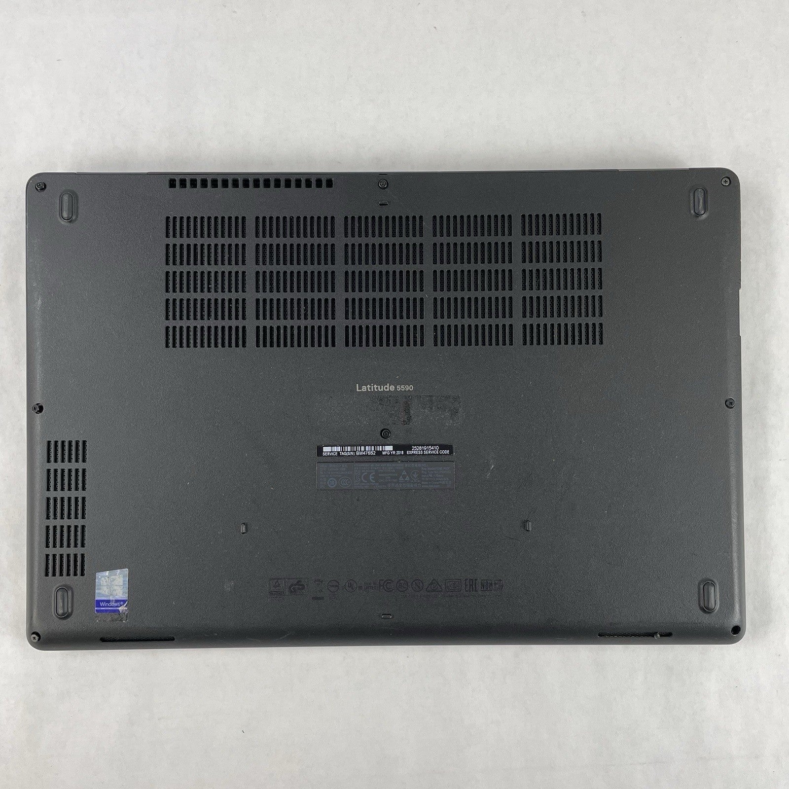 Dell Latitude 5590 15.6" i5-8250U 1.6 GHz 8GB RAM No SSD No OS - Bad Corner READ19