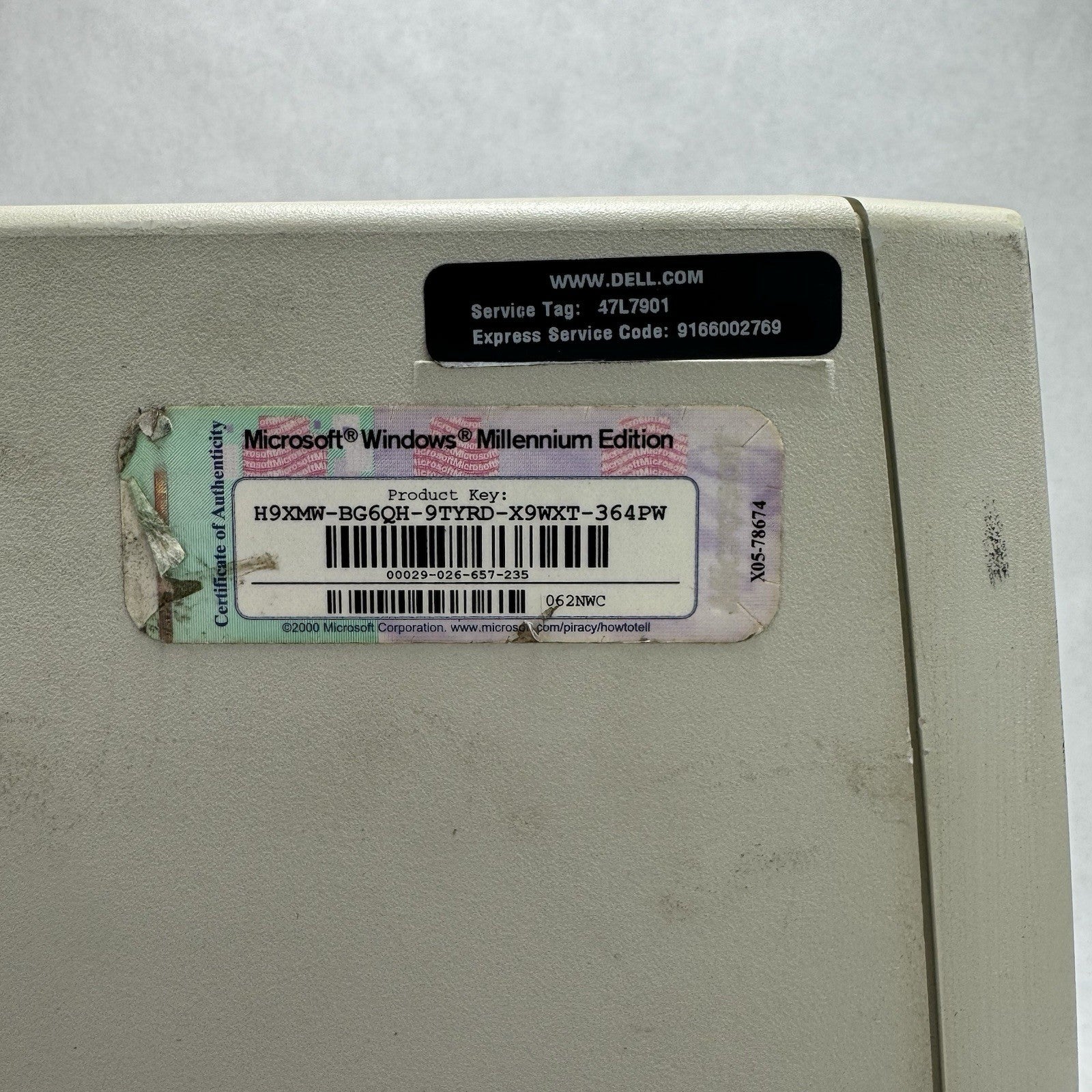 Dell Dimensin L700cx MT Intel Celeron w/SSE 700MHz 128MB RAM No HDD No OS6