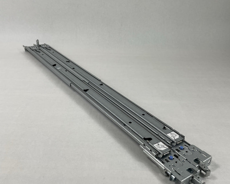 IBM 69Y5022 69Y5021 Server Rail Kit L & R