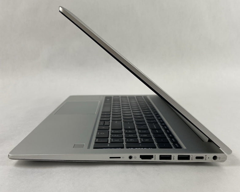 HP ProBook 450 G8 15.6" i5-1135G7 2.40 GHz 8 GB RAM No SSD/OS/AC - Bad USB