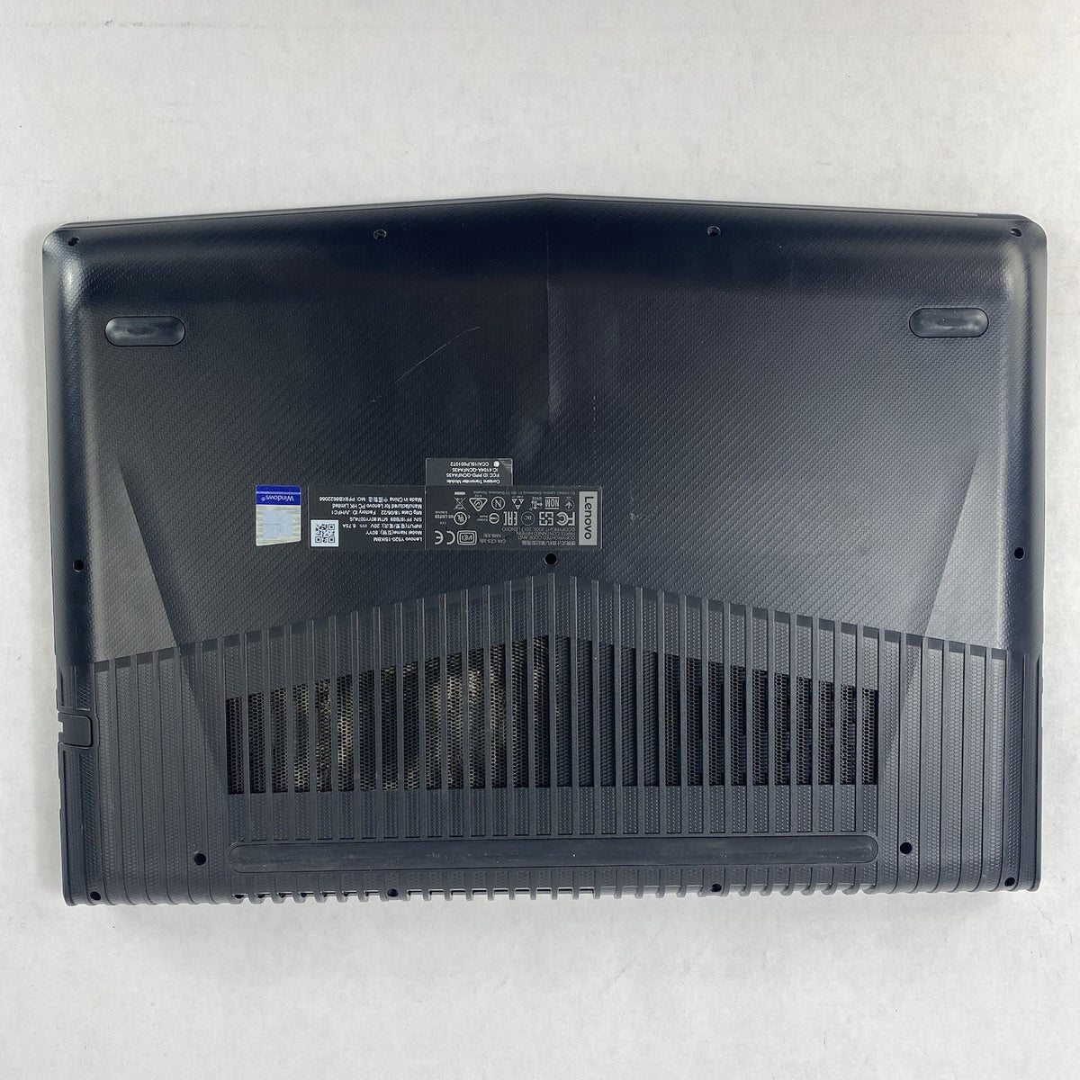 Lenovo Legion Y520-15IKBM 15.6" i7-7700HQ 2.80GHz 16GB RAM RTX 1060 No SSD/OS/AC15