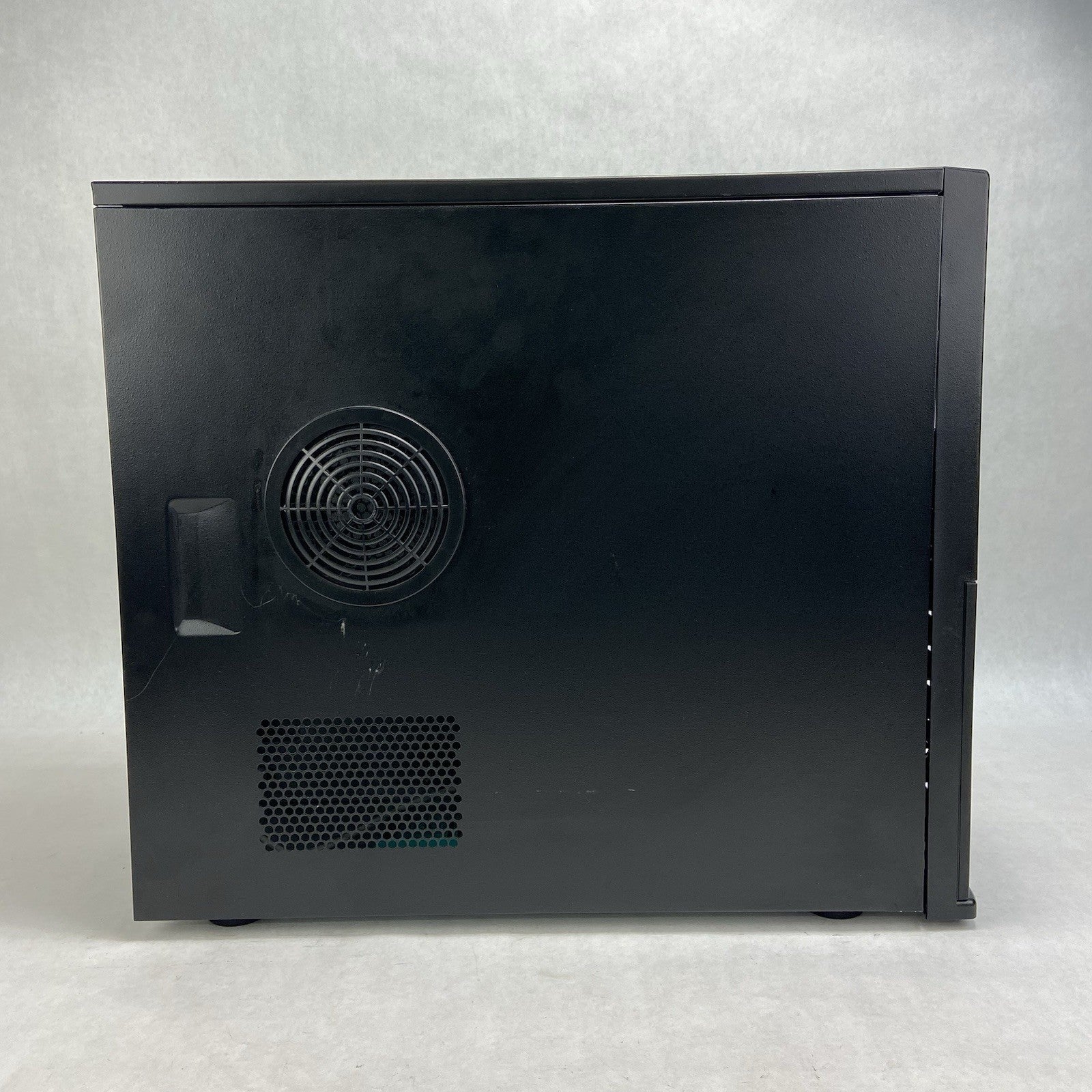 Chenbro PC61169 Mid Tower Case AGI HP-P3507F5W 350W PSU7
