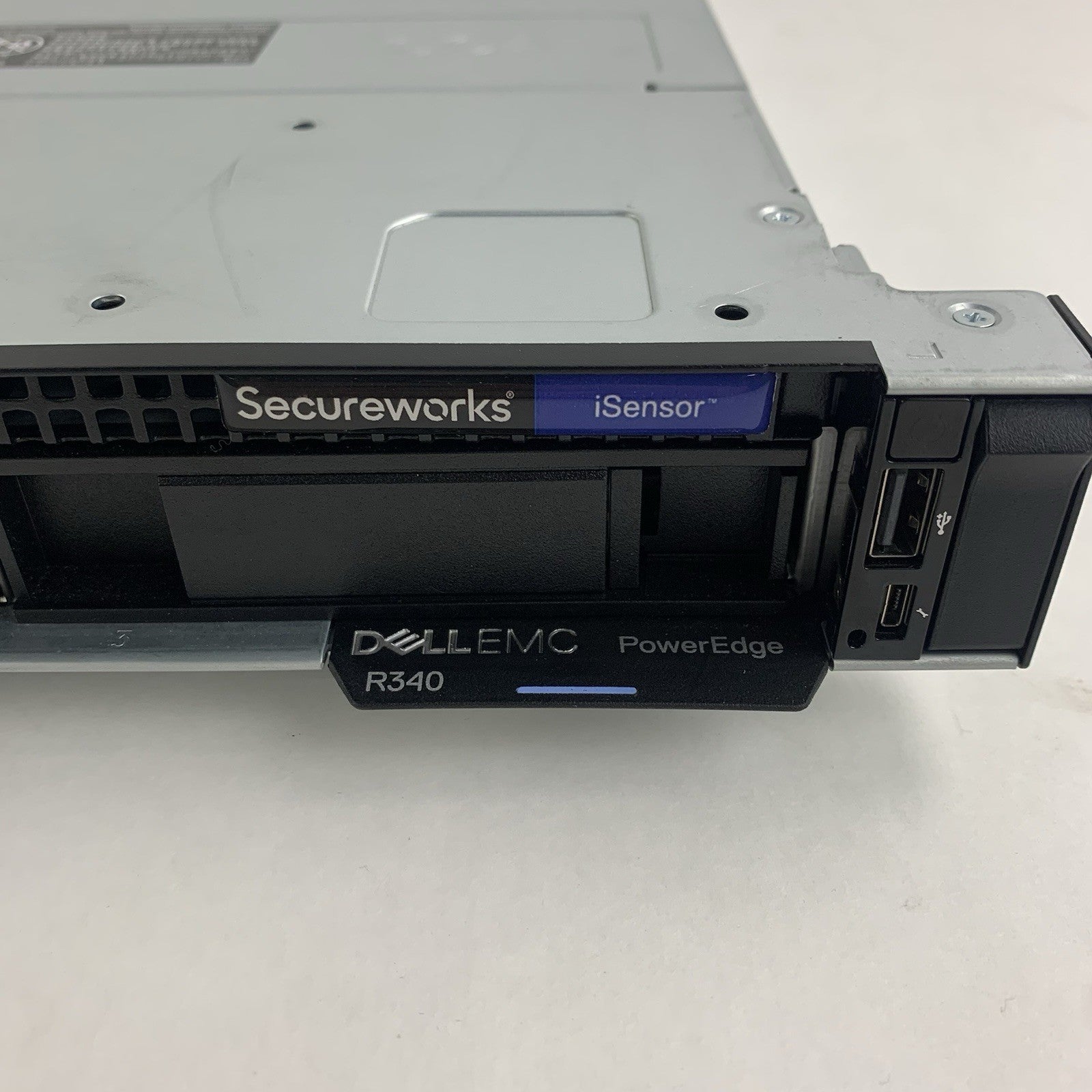 Dell PowerEdge R340 1U Server 1x Xeon E-2144G 3.6 GHz 16 GB No OS No HDD4