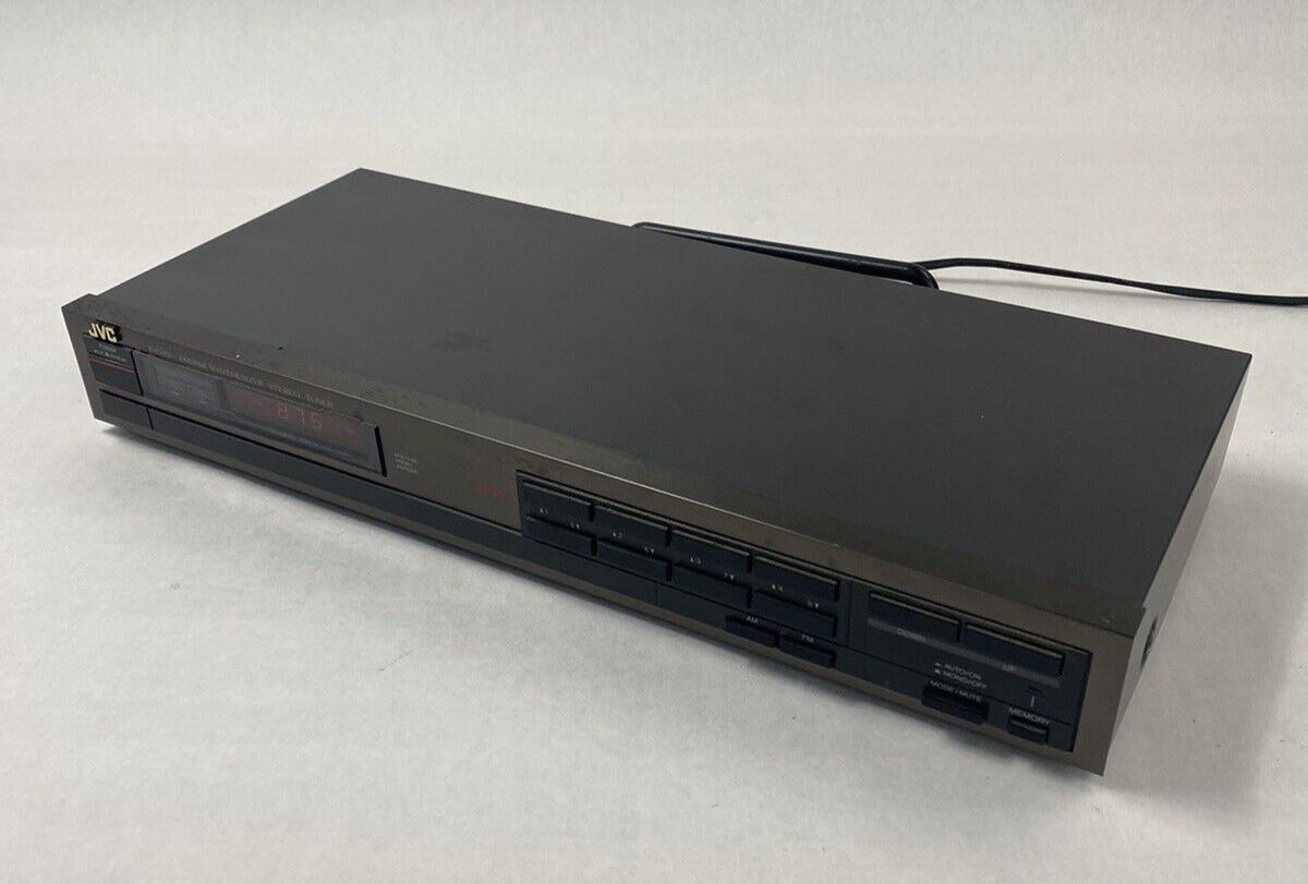 JVC T-GX2 FM/AM Synthesizer Stereo Tuner Power Tested
