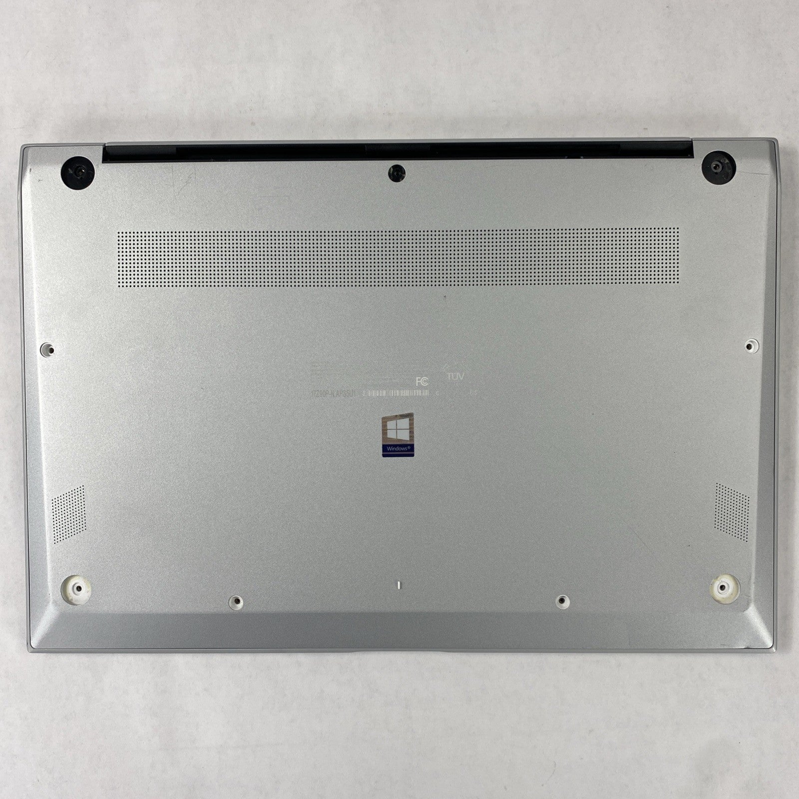 LG Gram 17Z90P-N.APS5U1 Intel Core i7-1165G7 2.80 GHz 16 GB RAM 17" No SSD No OS