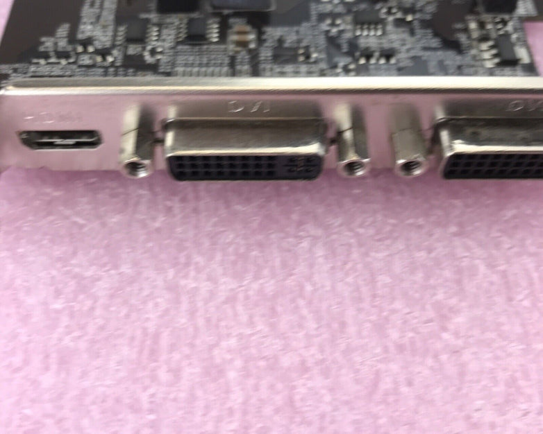 GeForce GT520 1G PCI-E 01G-P3-1526-KR Graphics Card GPU P1310