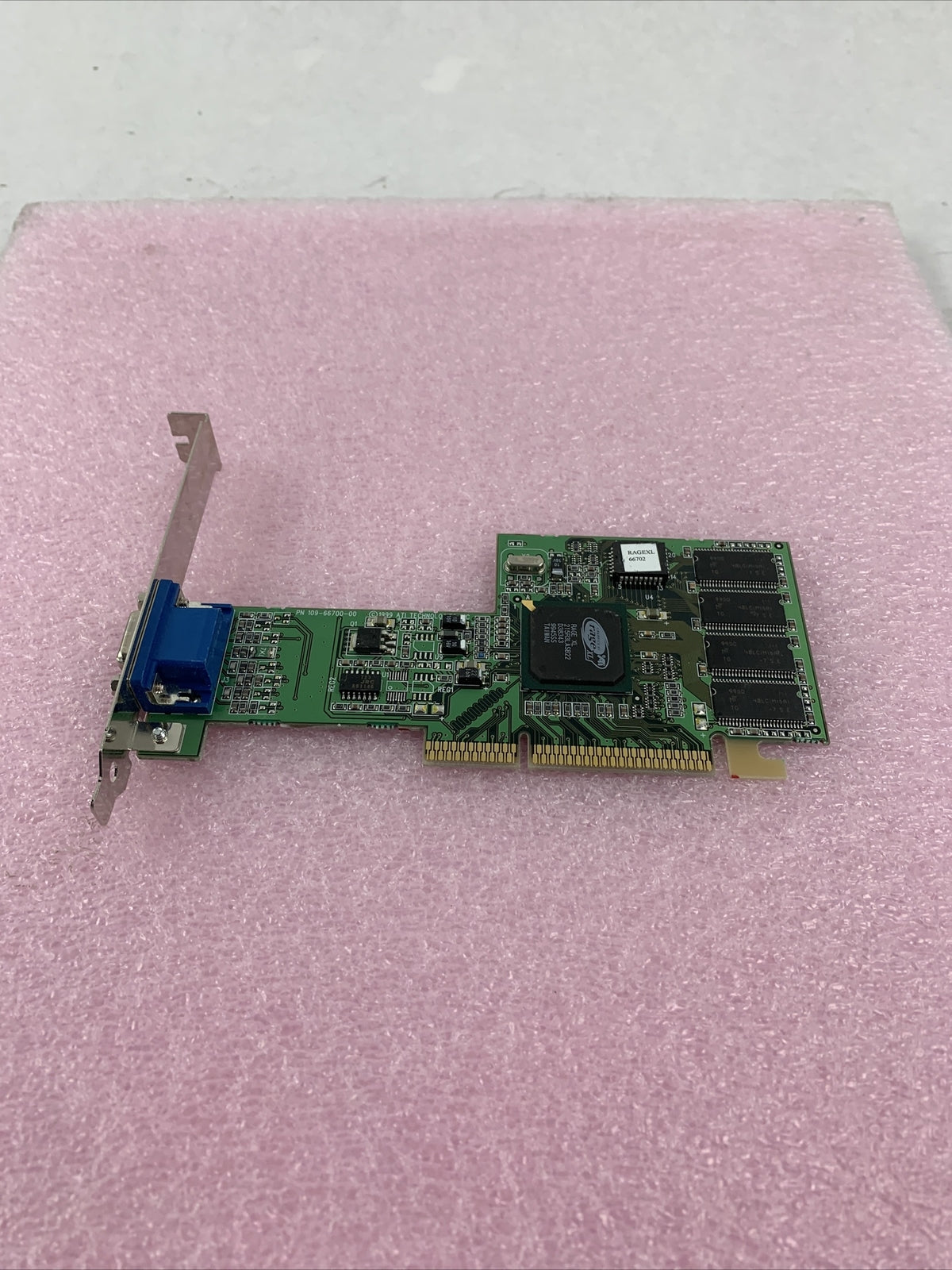 RAGEXL - ATI RAGE XL POWEREDGE 350 12TVD 8MBPCI VIDEO GRAPHICS CARD
