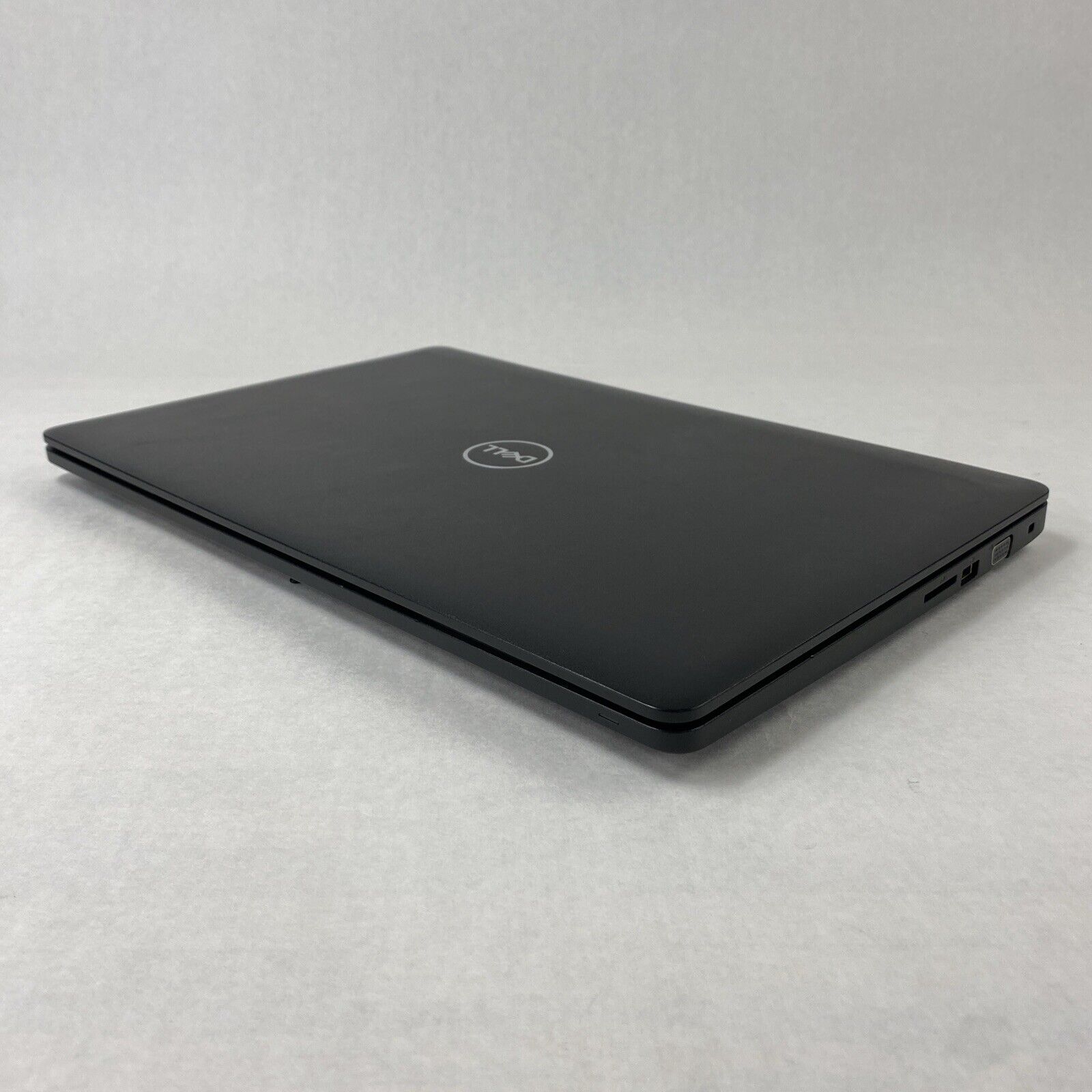 Dell Latitude 3580 Touch Core i5-7200U 2.50GHz 8GB RAM 15.6" No HDD No OS No OS