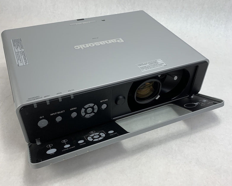 Panasonic PT-F200U LCD Projector No Remote 1831 Lamp Hours