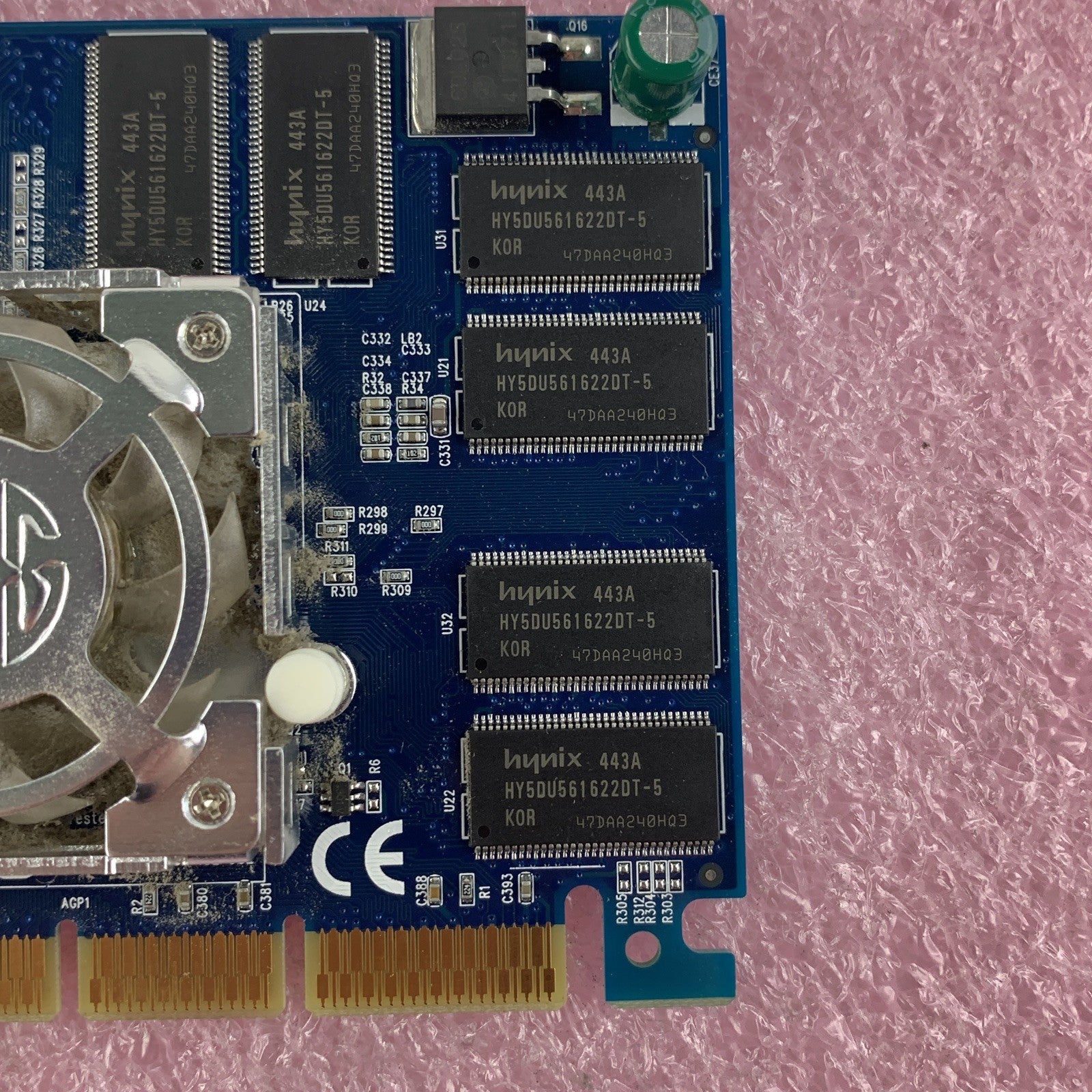 BFG Tech GeForce FX 5200 256MB DDR AGP 4X/8X Graphics Card ASLM52256