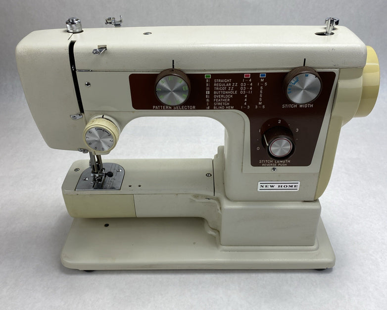 Vintage Janome New Home Model 640 Sewing Machine - Pedal and Manual With Case