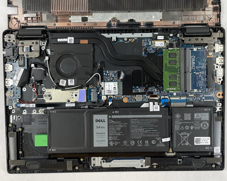 Dell Latitude 3520 15.6" i5-1135G7 2.40 GHz 8 GB RAM No SSD/OS/AC