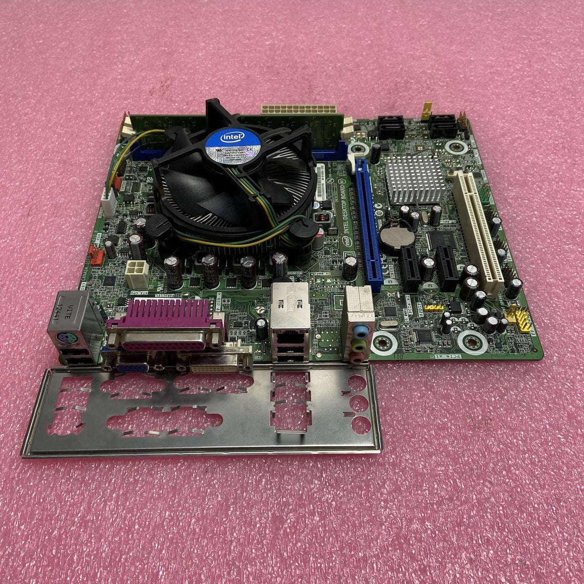 Intel DH61CR Motherboard Intel Core i5-3330 3GHz 4GB RAM w/IO Shield4
