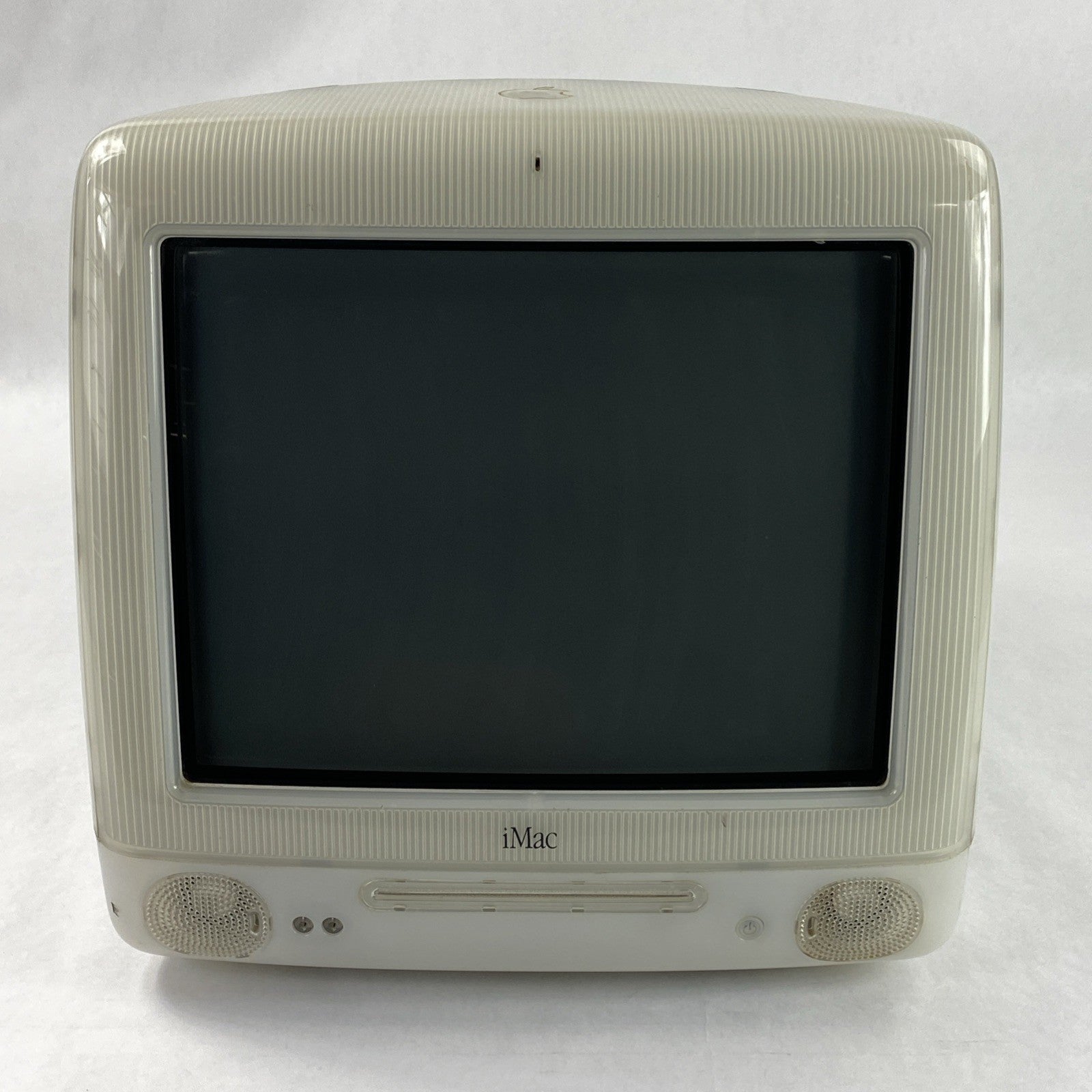 Apple M5521 iMac G3 DV SE Snow 2000 PowerPC 750 (G3) 500MHz 128 MB RAM No HDD/OS4