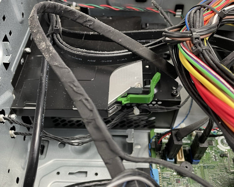 HP Omen 870-244 MT Intel Core i5-7400 3.00 GHz 8 GB RAM GTX1060 3GB No HDD No OS