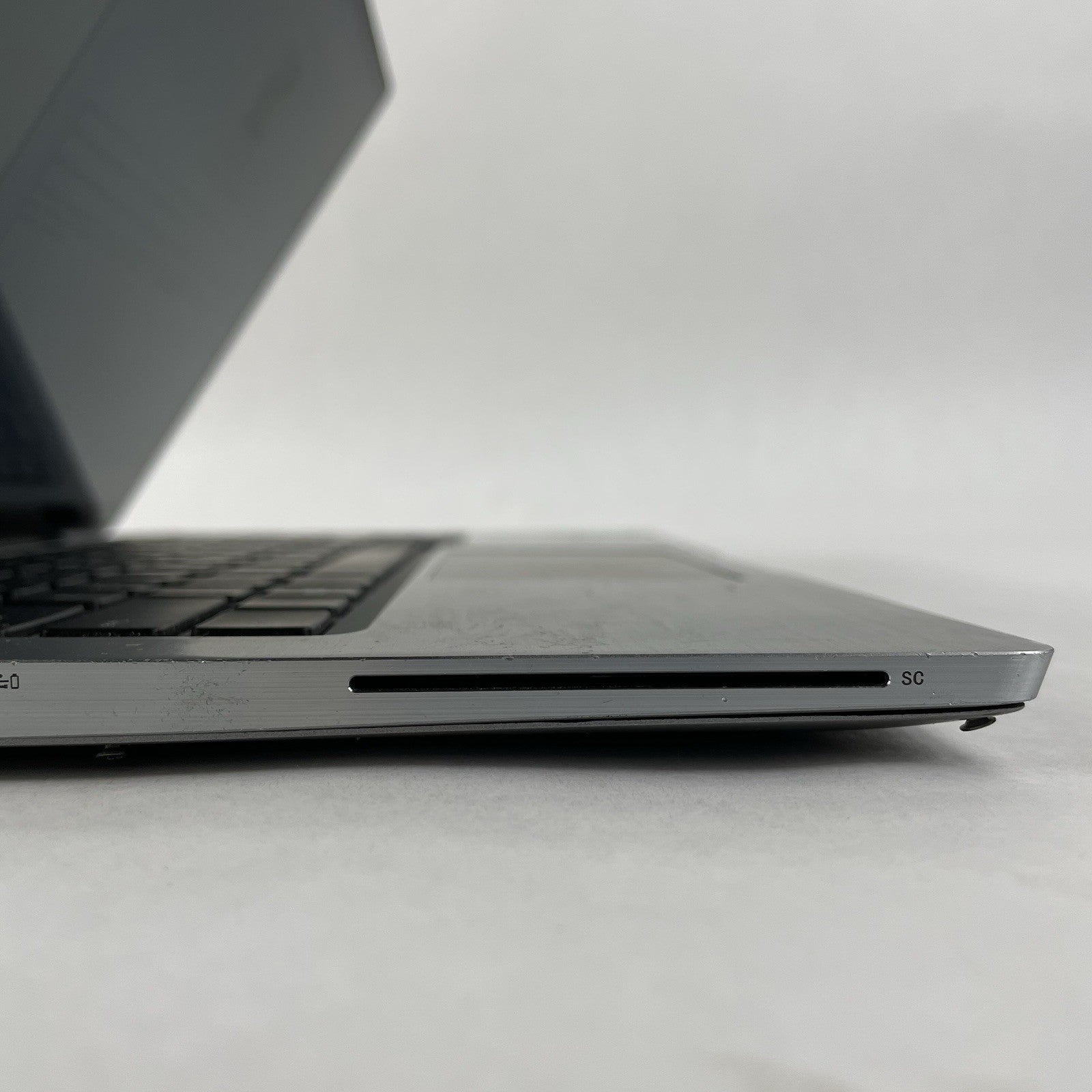 Dell Latitude 7400 2-in-1 14" i7-8665U 1.90 GHz 16 GB RAM No SSD/OS/AC8