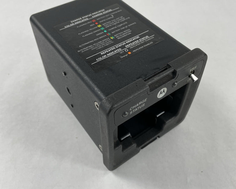 Motorola Impres Vehicular Car Rapid Charger NNTN7615C 377673 NNTN7616C Untested