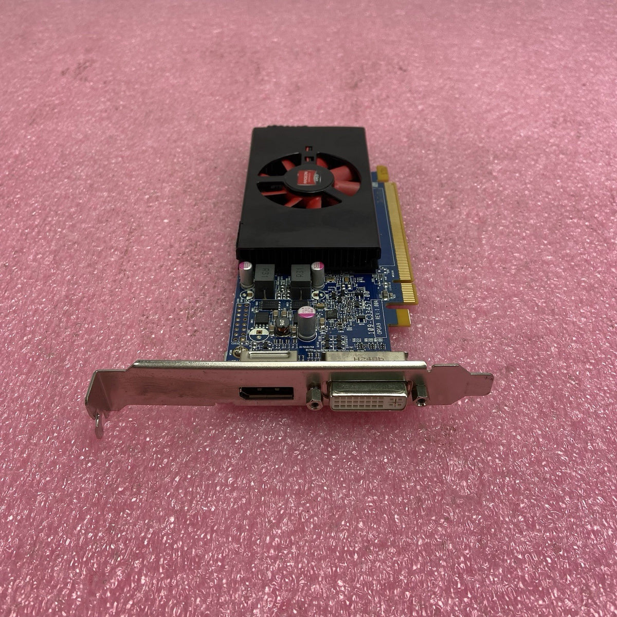 AMD Radeon HD7570 1GB PCIe Graphics Card DP DVI ATI-102-C33402(B)3