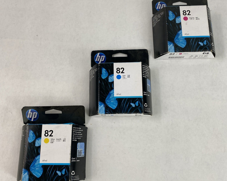 HP 82 Magenta 69ml w/ 82 Cyan 82 yellow Ink Cartridge Lot of 3