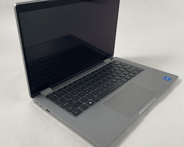 Dell Latitude 5330 13.3" i5-1235U 3.96 GHz 16 GB RAM No SSD/OS/AC - Bad Vents