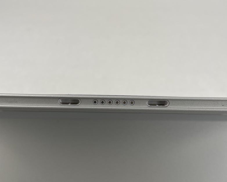 Microsoft Surface Pro 4 12" i5-6300U 2.40 GHz 8 GB RAM 256 GB SSD Win11 - READ
